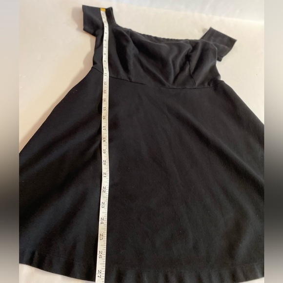 Free People 62%rayon 33%cotton 5%spandex black mini dress.Size S/P - Picture 3 of 8